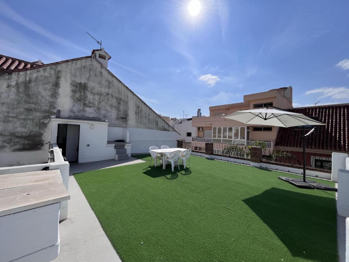 Seaty Center By Gms Apartamentos فوينخيرولا المظهر الخارجي الصورة