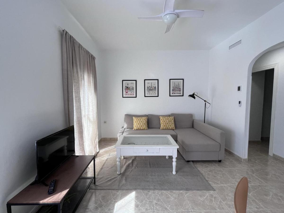 Seaty Center By Gms Apartamentos فوينخيرولا المظهر الخارجي الصورة