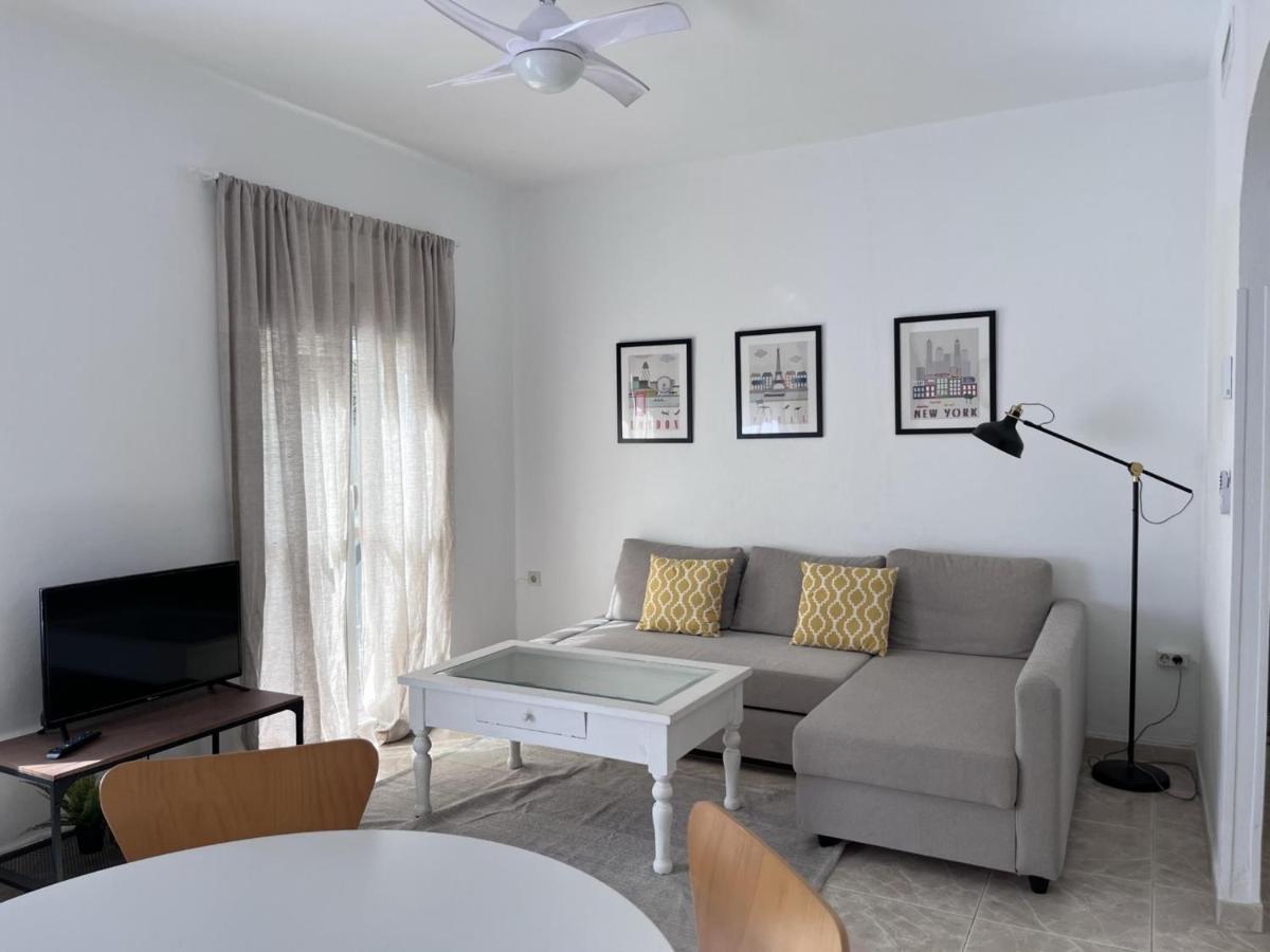 Seaty Center By Gms Apartamentos فوينخيرولا المظهر الخارجي الصورة