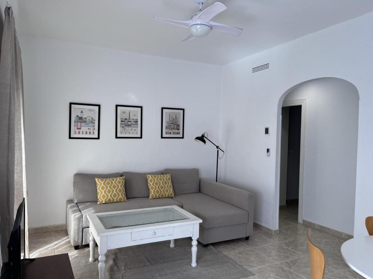 Seaty Center By Gms Apartamentos فوينخيرولا المظهر الخارجي الصورة