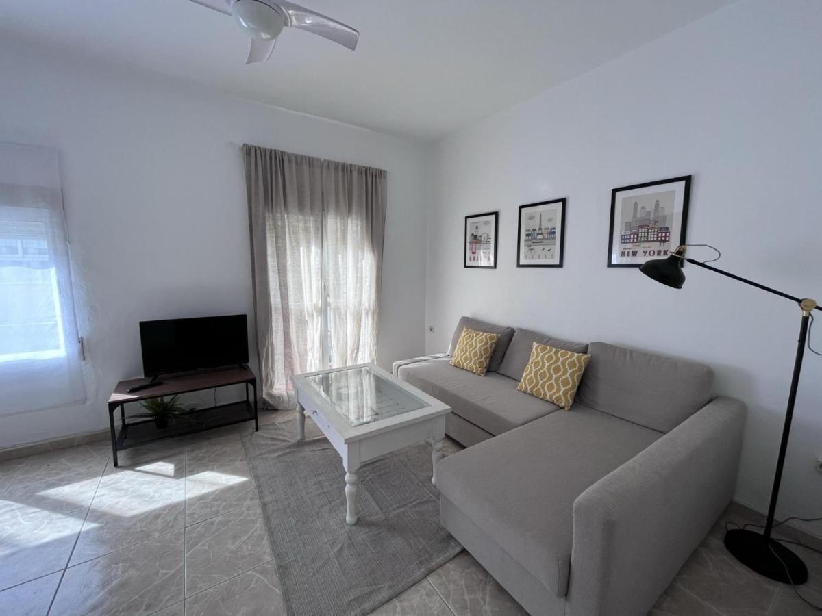 Seaty Center By Gms Apartamentos فوينخيرولا المظهر الخارجي الصورة